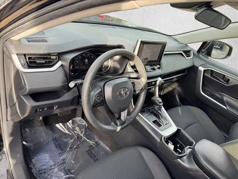 Used 2024 Toyota RAV4 LE AWD/4WD image 11