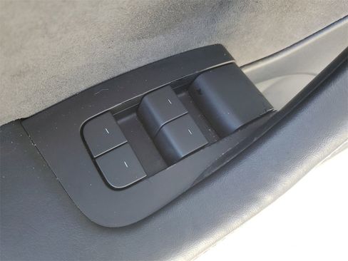 Used 2022 Tesla Model 3 Long Range image 17