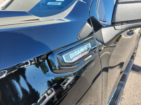 Used 2022 GMC Sierra 1500 Elevation w/ Preferred Package image 8