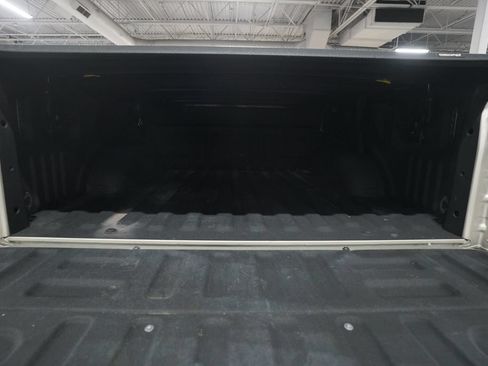 Used 2017 Ford F150 Lariat w/ Equipment Group 502A Luxury AWD/4WD image 10