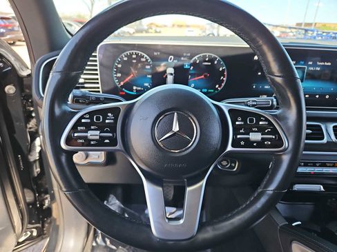 Used 2022 Mercedes-Benz GLS 450 4MATIC image 22