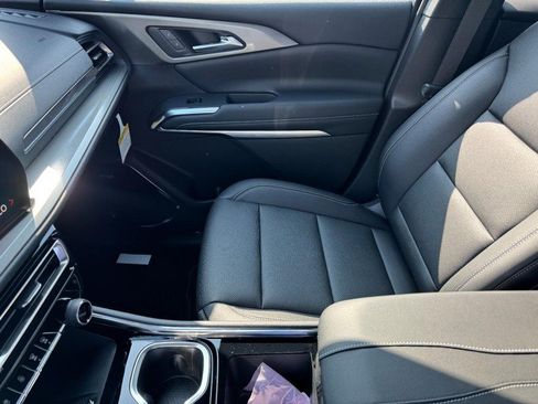 New 2026 Chevrolet Traverse LT w/ Enhanced Driving Package AWD/4WD image 35