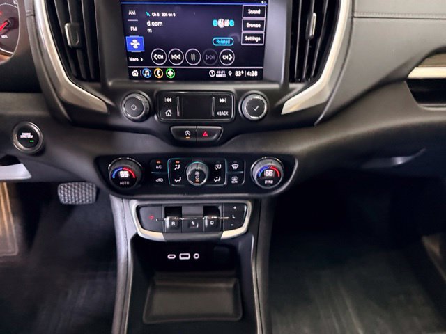 Used 2024 GMC Terrain SLT w/ Elevation Edition FWD image 29
