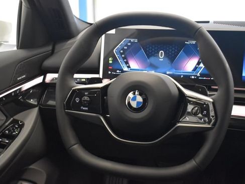 New 2027 BMW 530i xDrive w/ Premium Package AWD/4WD image 24