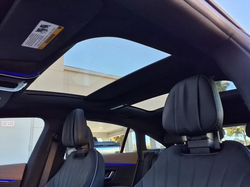 Used 2023 Mercedes-Benz EQS 450+ Sedan image 18