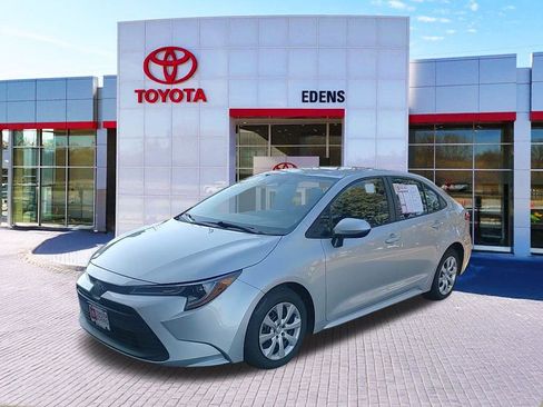 Used 2024 Toyota Corolla LE image 11