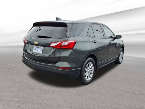 Certified 2019 Chevrolet Equinox LS w/ LS Convenience Package FWD image 6