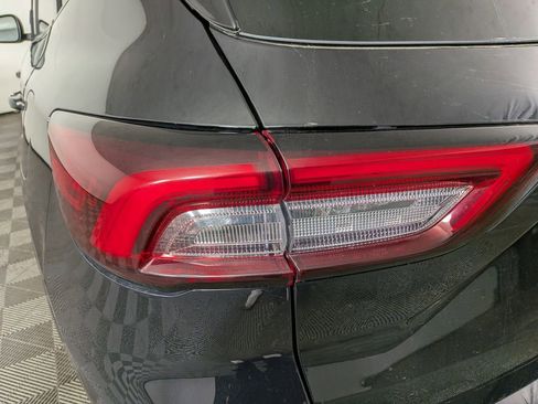 Used 2023 Ford Escape ST-Line image 12