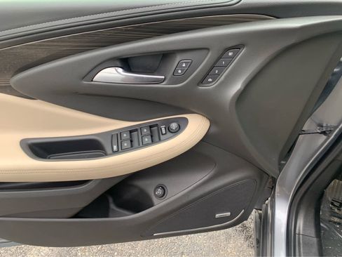 Used 2020 Buick Envision Premium image 11