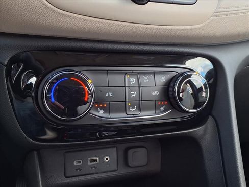 Certified 2023 Buick Encore GX Preferred w/ Cold Weather Comfort Package image 8