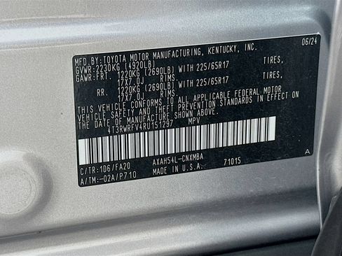 Certified 2024 Toyota RAV4 XLE AWD/4WD image 31