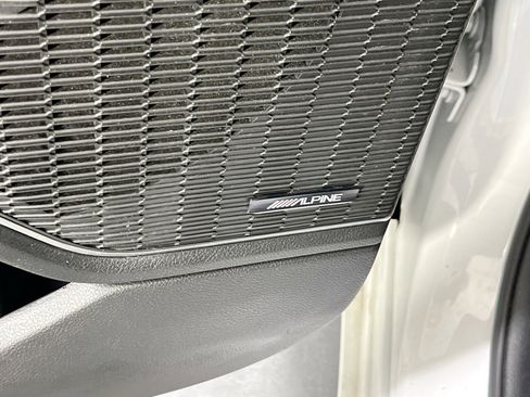 Used 2023 Jeep Grand Cherokee Overland image 19