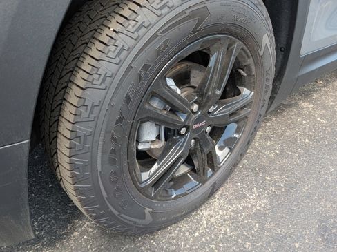 Used 2024 GMC Terrain AT4 w/ LPO, Floor Liner Package AWD/4WD image 18