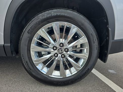 Used 2024 Toyota Grand Highlander Platinum image 35