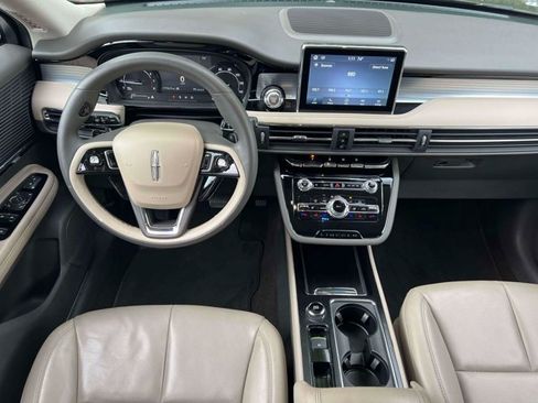 Used 2022 Lincoln Corsair AWD w/ Equipment Group 101A image 17