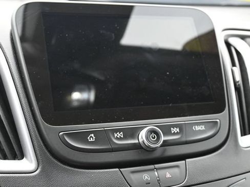 Used 2024 Chevrolet Malibu LT FWD image 29