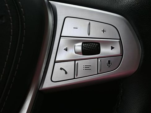 Used 2023 BMW X7 xDrive40i w/ Premium Package AWD/4WD image 19