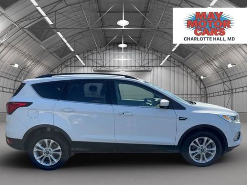 Used 2019 Ford Escape SEL image 7