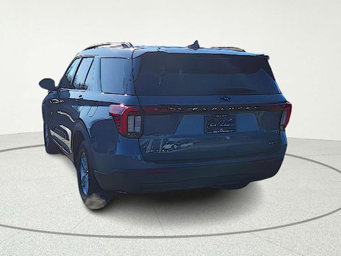 New 2026 Ford Explorer Active image 5