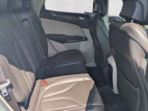 Used 2017 Lincoln MKC Reserve FWD image 20