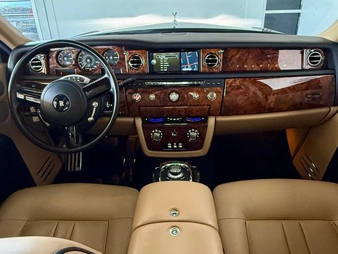 Used 2015 Rolls-Royce Phantom Sedan RWD image 20