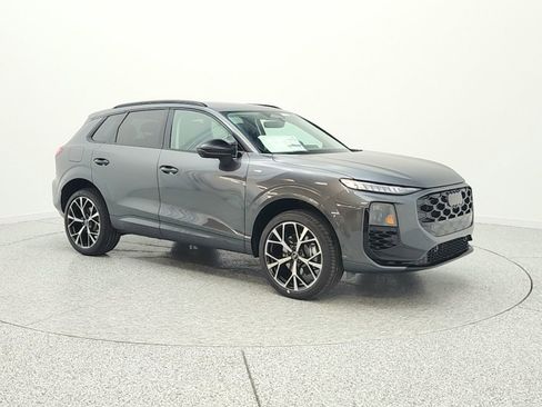 New 2026 Audi Q3 quattro 2.0T AWD/4WD image 3