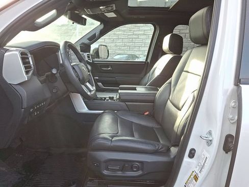 Certified 2024 Toyota Sequoia Platinum AWD/4WD image 14