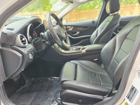 Used 2016 Mercedes-Benz C 300 4MATIC Sedan image 12