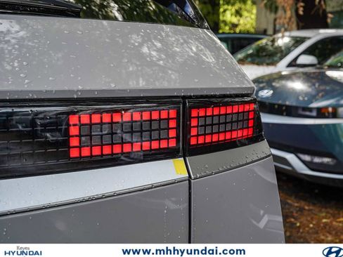New 2026 Hyundai Ioniq 5 SEL image 9