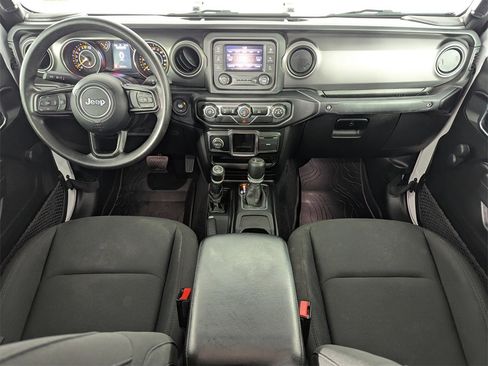 Used 2021 Jeep Gladiator Sport image 15