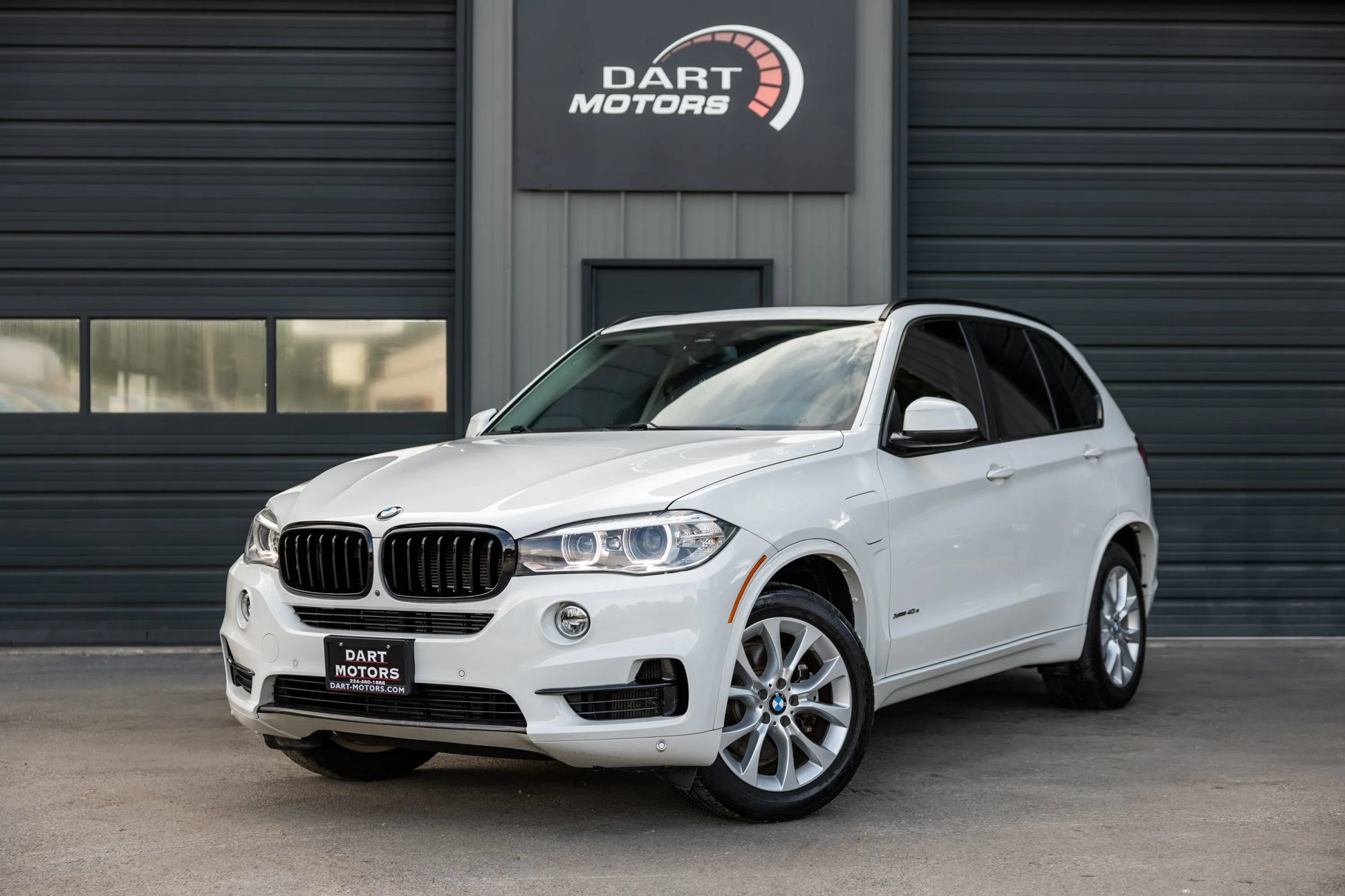 Used 2016 BMW X5 xDrive40e AWD/4WD image 1