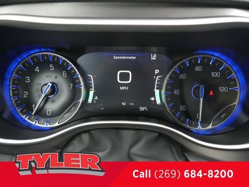 New 2026 Chrysler Pacifica Select image 48