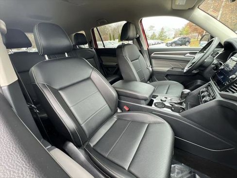 Certified 2022 Volkswagen Atlas SE w/ Black Wheel Package AWD/4WD image 24