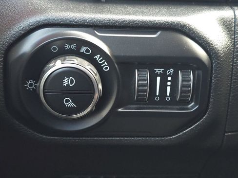 Used 2021 Jeep Gladiator Mojave AWD/4WD image 28