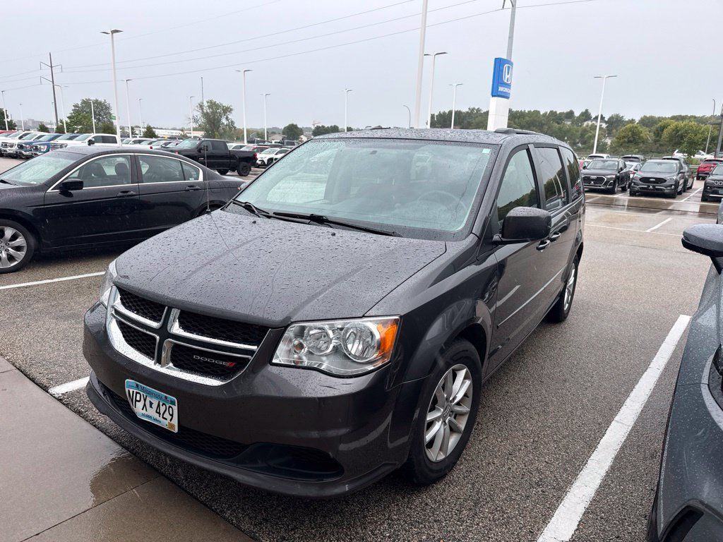 Used 2015 Dodge Grand Caravan SXT FWD image 2