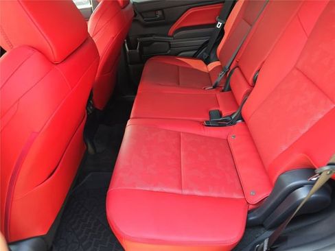 Used 2025 Toyota 4Runner TRD Pro AWD/4WD image 15