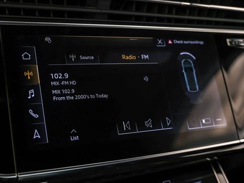 Used 2019 Audi Q8 Prestige image 28