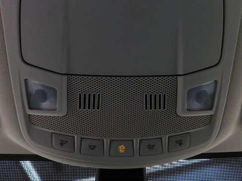 Used 2023 Ford Edge SEL image 33