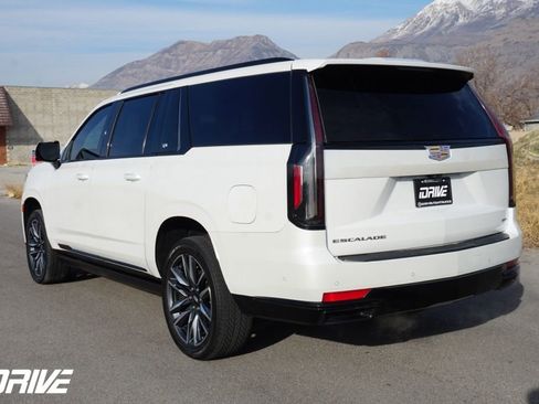 Used 2023 Cadillac Escalade ESV Sport Platinum w/ LPO, Floor Liner Package image 6