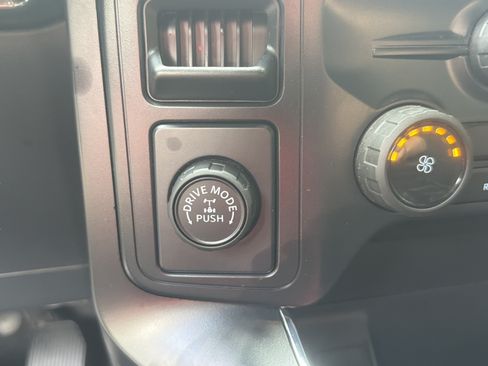 Used 2024 Ford F150 STX RWD image 18