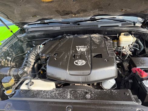 Used 2006 Toyota 4Runner Limited RWD image 3