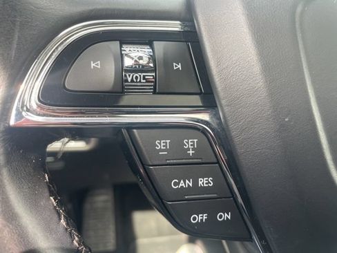 Used 2023 Lincoln Nautilus Reserve AWD/4WD image 21