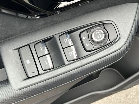 New 2025 Subaru Forester Touring image 27