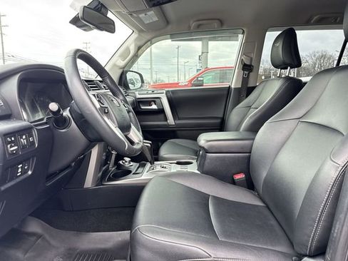 Used 2022 Toyota 4Runner TRD Sport image 11