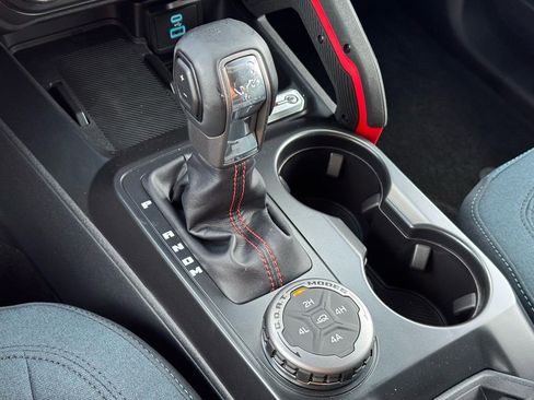 New 2025 Ford Bronco Heritage Edition image 16