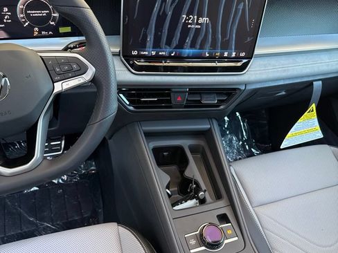 New 2026 Volkswagen Tiguan SE R-Line AWD/4WD image 26