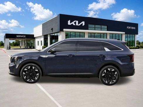 Certified 2024 Kia Sorento SX FWD image 8