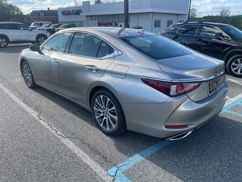 Used 2020 Lexus ES 350 w/ Premium Package image 5