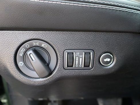 Used 2023 Dodge Challenger SRT Hellcat Widebody image 15