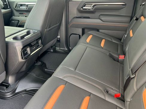 New 2026 GMC Sierra 1500 AT4 w/ Technology Package AWD/4WD image 9